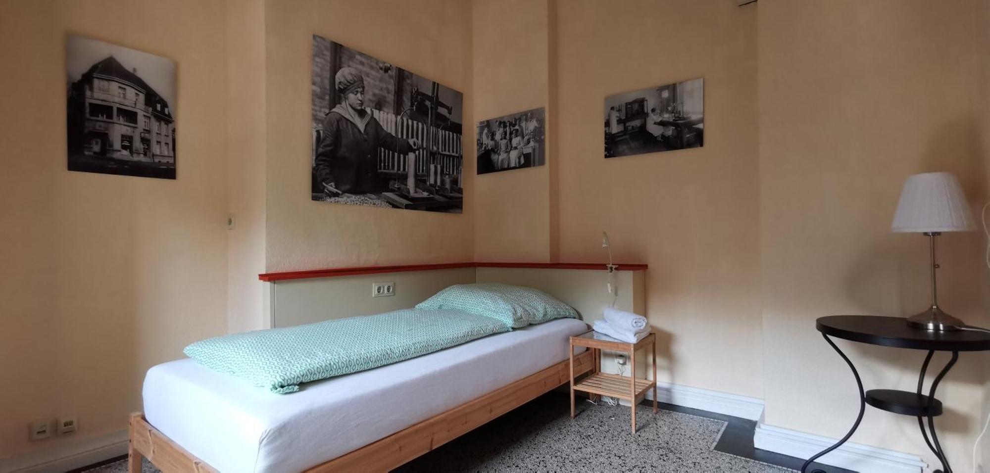 Central Pension Duisburg Room photo